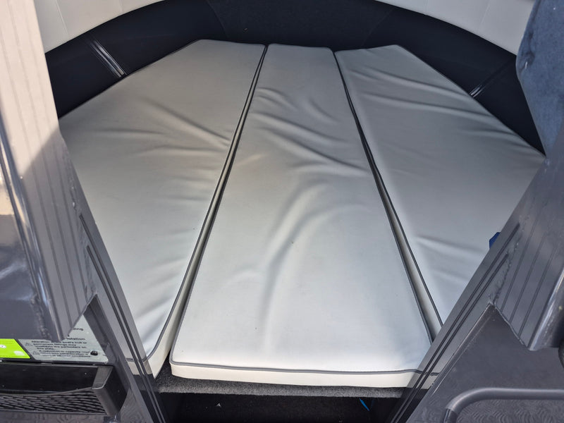 Quintrex 610 Trident Hard Top