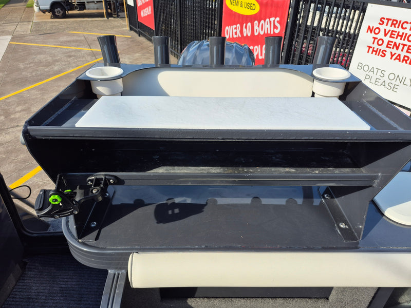 Quintrex 610 Trident Hard Top