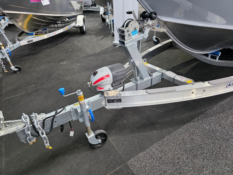 Yellowfin YF-76 Extended Cabin with 300hp Yamaha