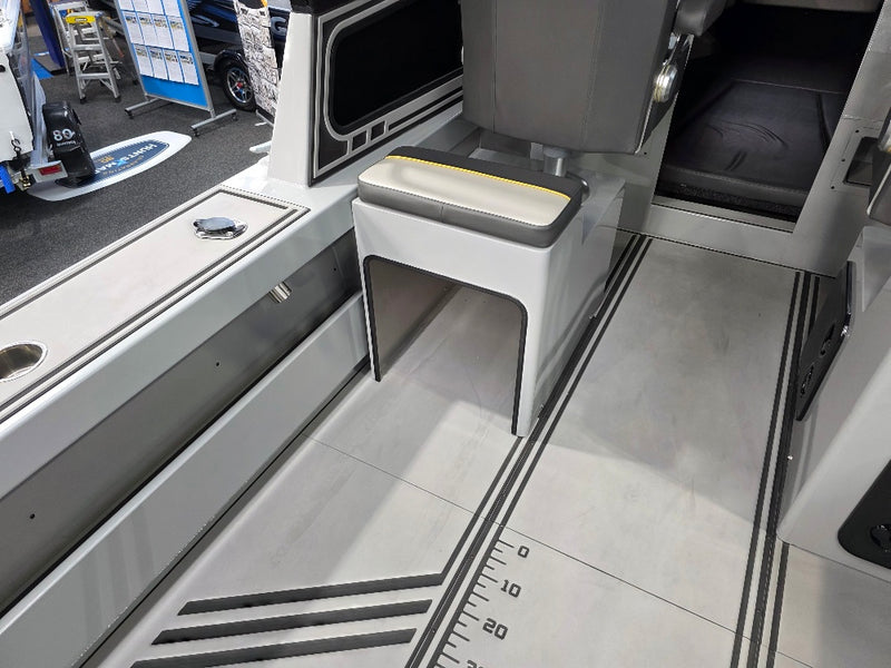 Yellowfin YF-76 Extended Cabin with 300hp Yamaha