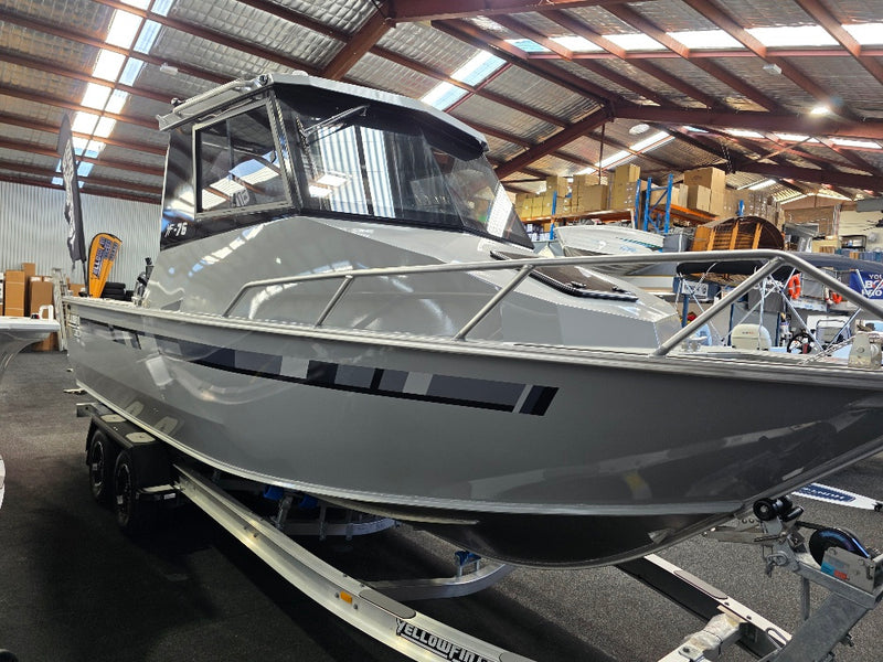 Yellowfin YF-76 Extended Cabin with 300hp Yamaha