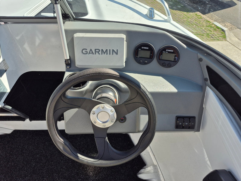 Quintrex 481 Fishabout with 70hp Yamaha