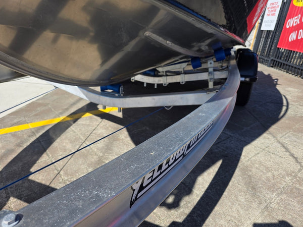 Yellowfin 5800 Folding Hard Top with 130hp Yamaha