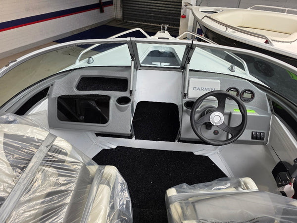Quintrex 481 Fishabout with 70hp Yamaha