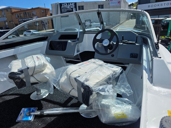 Quintrex 430 Fishabout with 60hp Yamaha