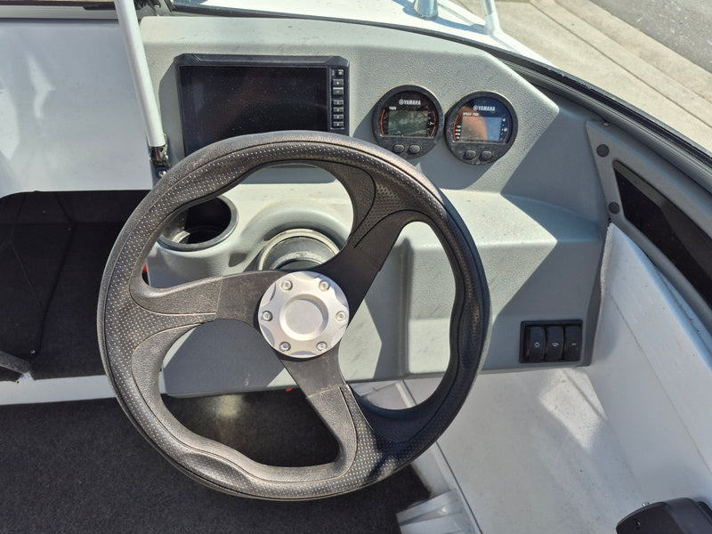 Quintrex 481 Fishabout