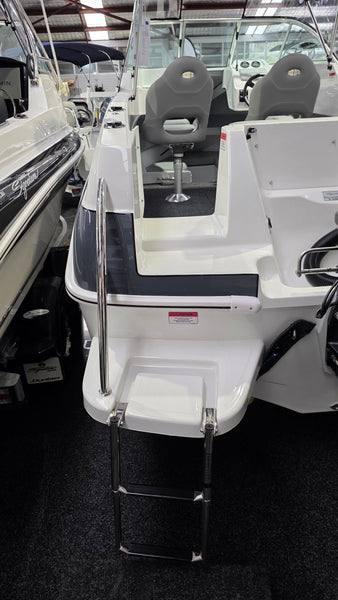 Haines Signature 545F with 130hp Yamaha