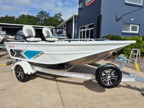 Quintrex 420 Hornet Trophy