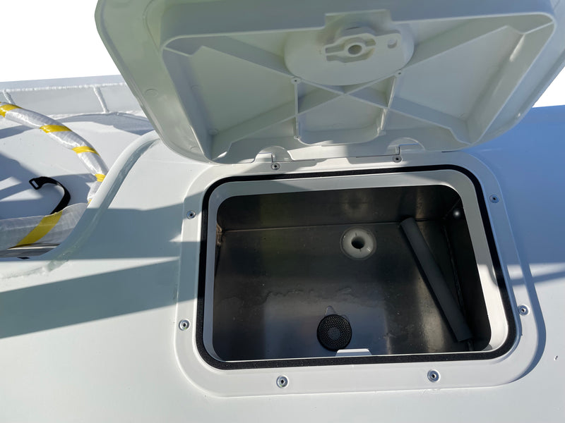 Quintrex 481 Top Ender Side Console