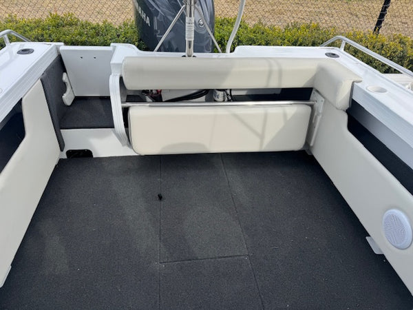 Quintrex 590 Cruiseabout Pro, Yamaha F150XC WA