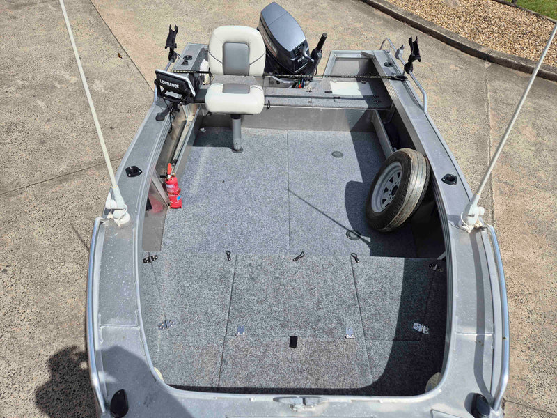 Quintrex 420 Renegade TS