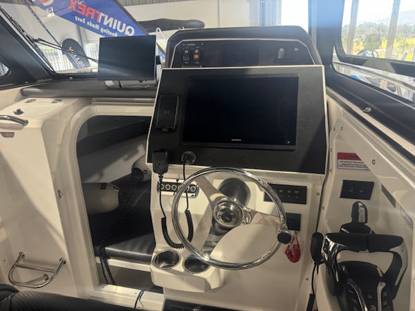 DEMO SALE Cruise Craft E695HT SAVE OVER $45,000