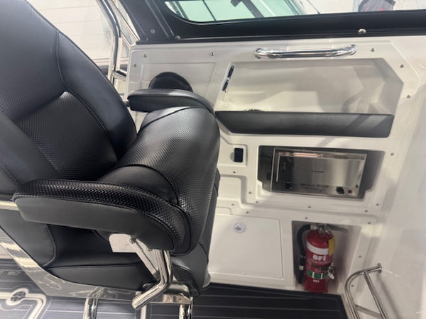 DEMO SALE Cruise Craft E695HT SAVE OVER $45,000