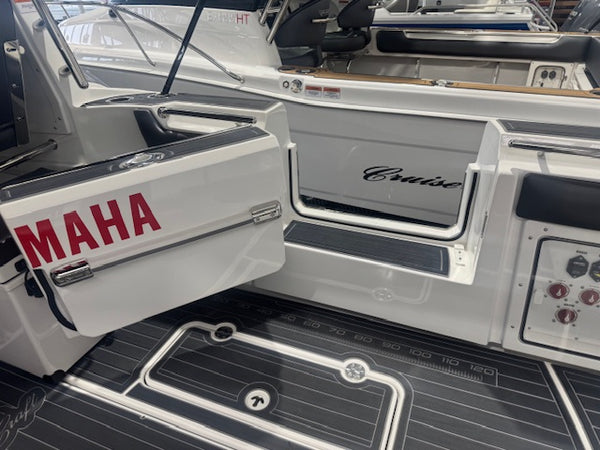 DEMO SALE Cruise Craft E695HT SAVE OVER $45,000