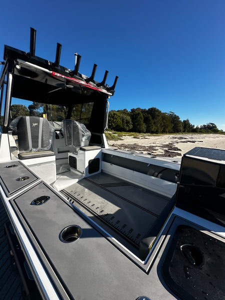 Yellowfin YF-76 Extended Cabin with 300hp Yamaha