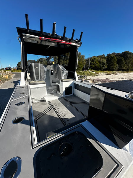 Yellowfin YF-76 Extended Cabin with 300hp Yamaha