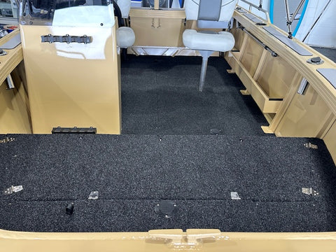 Quintrex 460 Renegade PRO Side Console Yamaha F70 WG