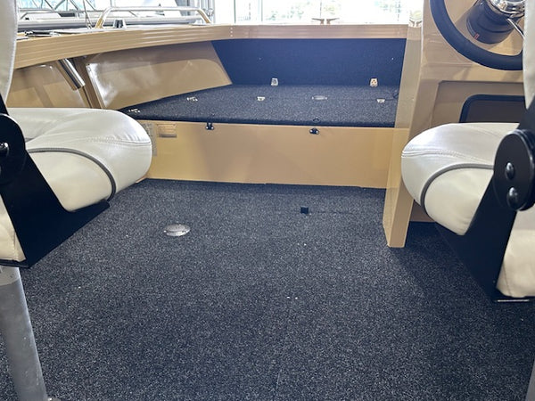 Quintrex 460 Renegade PRO Side Console Yamaha F70 WG