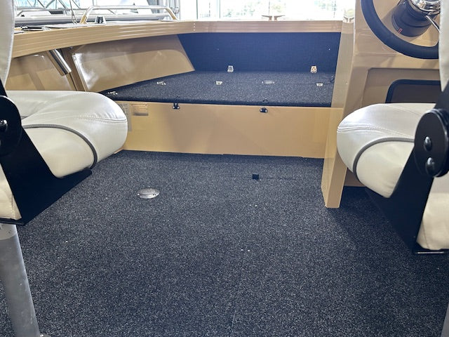 Quintrex 460 Renegade PRO Side Console Yamaha F70 WG