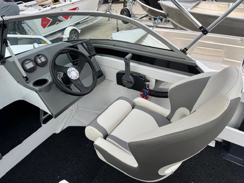Quintrex 430 Fishabout, Yamaha T60 WG