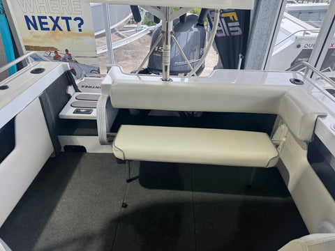 Quintrex 520 Cruiseabout Pro, Yamaha F115 WG