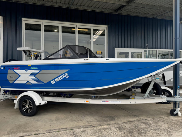 Quintrex 550 freestyler Pro, Yamaha F130LA WG