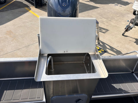 Kingfisher 570 Centre Console