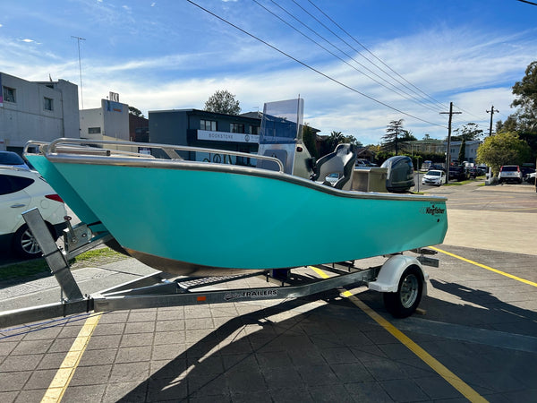 Kingfisher 450 - Centre and Side Console, Cuddy Cab and Tiller