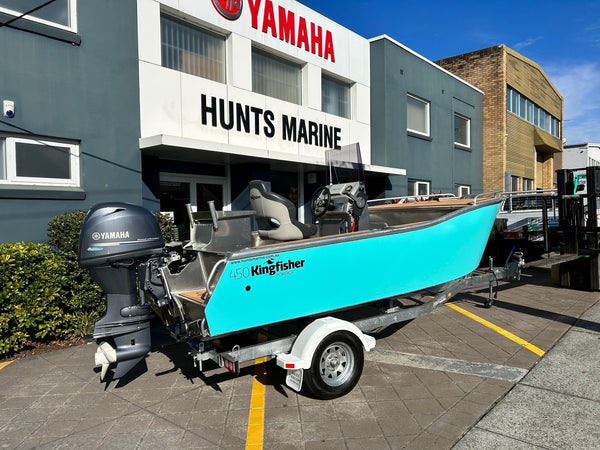 Kingfisher 450 - Centre and Side Console, Cuddy Cab and Tiller