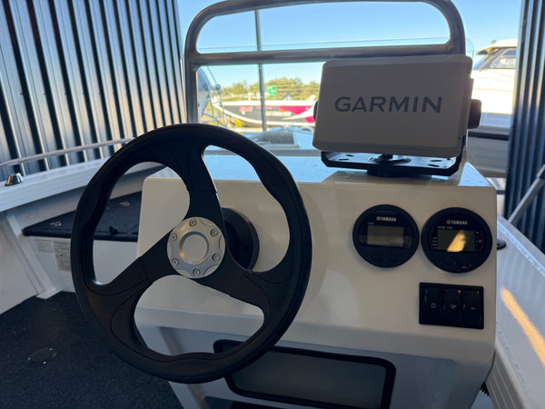Quintrex 420 Renegade Side Console WG