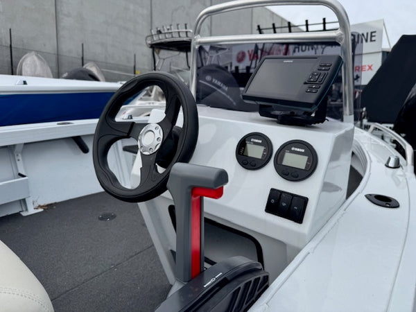 Quintrex 420 Renegade Side Console WG