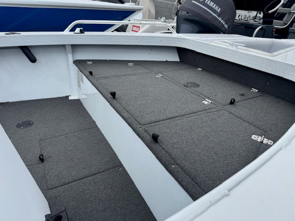 Quintrex 420 Renegade Side Console WG