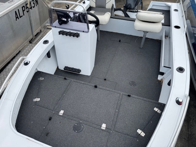Quintrex 420 Renegade Side Console WG