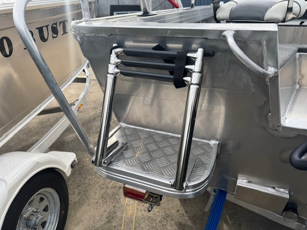 Quintrex 420 Renegade Tiller Steer WG