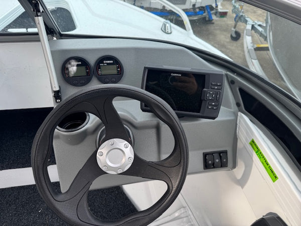 Quintrex 430 Fishabout, Yamaha T60 WG