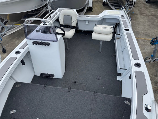 Quintrex 460 Renegade Side Console Yamaha F70 WG