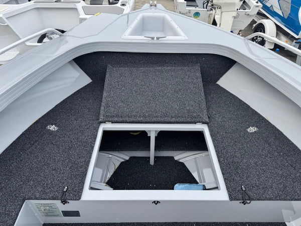 Quintrex 490 Renegade Side Console Yamaha F90 WG