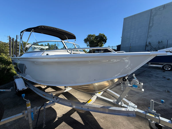 Quintrex 520 Cruiseabout Pro, Yamaha F115 386671 WG
