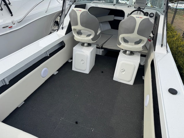 Quintrex 590 Ocean Spirit Pro, Yamaha F150XC WA
