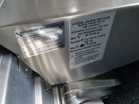 Quintrex 370 Dart