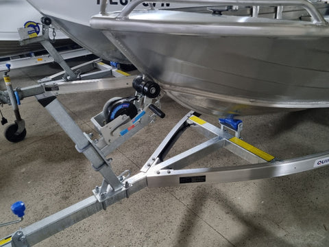 Quintrex 370 Dart