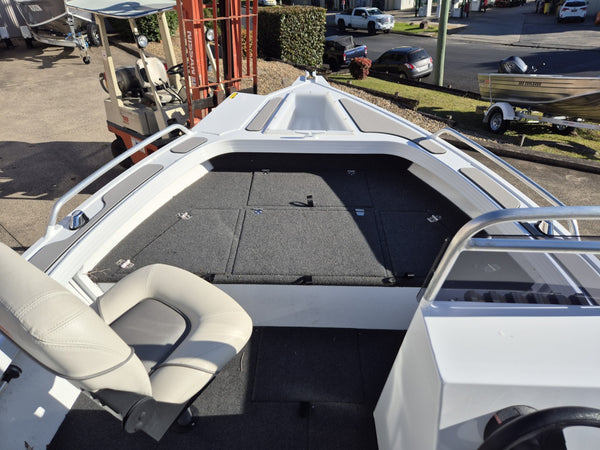 Quintrex 420 Renegade SC BB