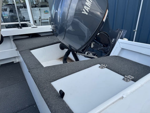 Quintrex 420 Renegade Side Console WG