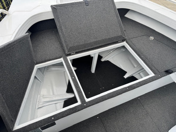 Quintrex 420 Renegade Side Console WG
