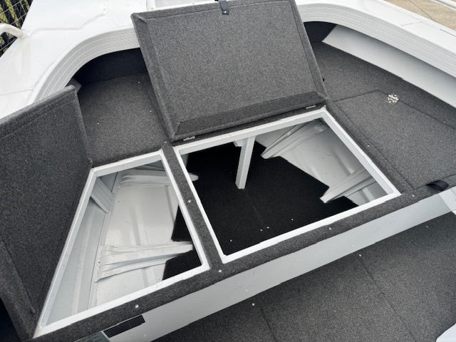 Quintrex 420 Renegade Side Console WG
