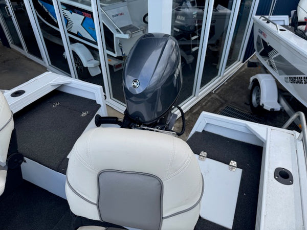 Quintrex 420 Renegade Side Console WG