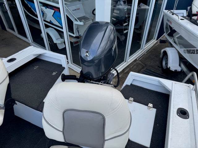 Quintrex 420 Renegade Side Console WG