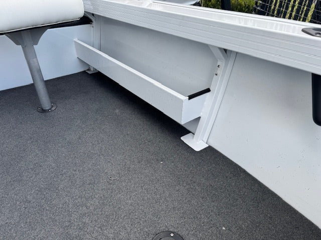Quintrex 420 Renegade Side Console WG