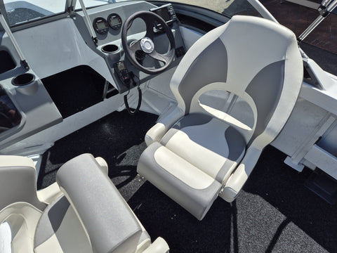 Quintrex 430 Fishabout BB