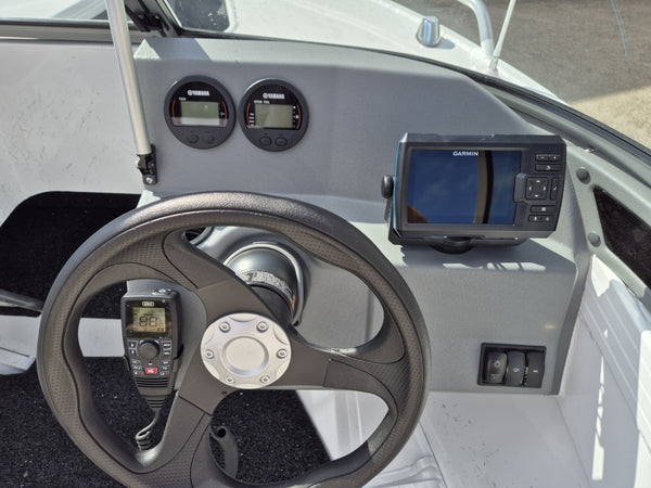 Quintrex 430 Fishabout BB